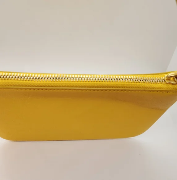 MCM San Marcos Liz Shopper Yellow Leather Pochette - Picture 5 of 12